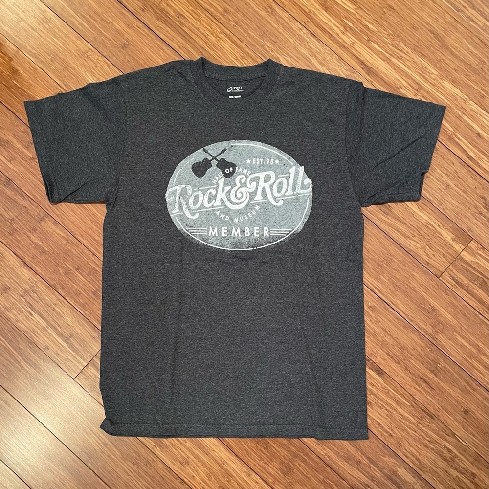 Rock & Roll Hall of Fame member tee, size M, never worn.